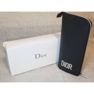 Christian Dior - ディオール コスメ ポーチ ホワイトの通販｜ラクマ