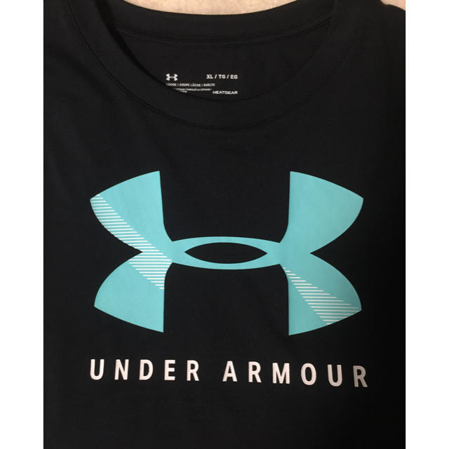 UNDER ARMOUR(アンダーアーマー)のアンダーアーマー heat gear Tシャツ レディース レディースのトップス(Tシャツ(半袖/袖なし))の商品写真