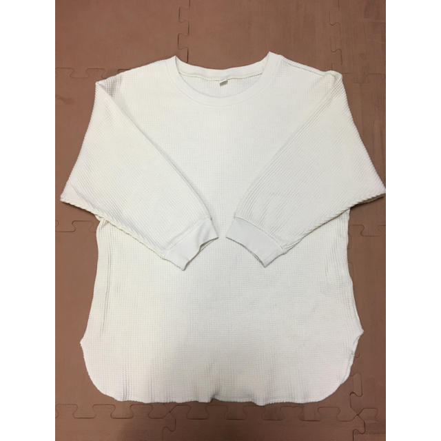 UNIQLO(ユニクロ)のユニクロ ワッフル クルーネックT ホワイト レディースのトップス(Tシャツ(長袖/七分))の商品写真