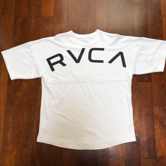 RVCA(ルーカ)のrvca アーチ tシャツ ホワイト sサイズ メンズのトップス(Tシャツ/カットソー(半袖/袖なし))の商品写真