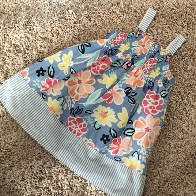 GYMBOREE(ジンボリー)のGYMBOREE 花柄ワンピース キッズ/ベビー/マタニティのキッズ服女の子用(90cm~)(ワンピース)の商品写真