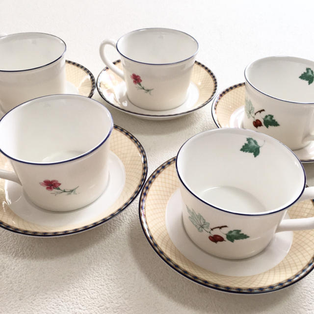 ウェッジウッド Wedgwood フルーツシンフォニー カップ&ソーサー 5客