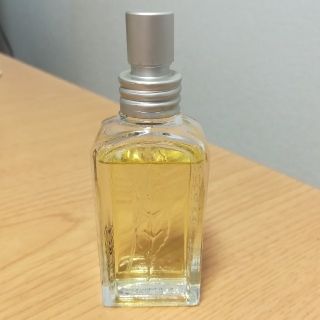 ロクシタン(L'OCCITANE)のロクシタン ヴァーベナ オードトワレ

(香水(女性用))