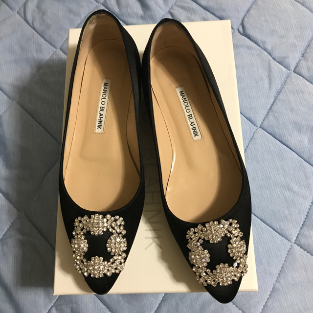 MANOLO BLAHNIK - マノロブラニク ハンギシ 37 フラット ブラックの通販 by アルパカ's shop｜マノロブラニクならラクマ