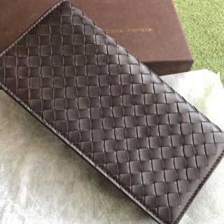 ボッテガヴェネタ(Bottega Veneta)の未使用ボッテガヴェネタ レザーツインホック二つ折り長財布(長財布)