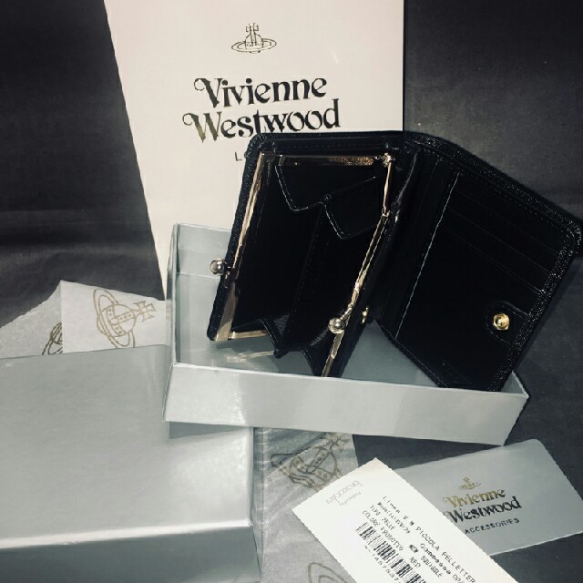 新品ヴィヴィアンウエストウッド　二つ折財布　がま口財布　ブラック