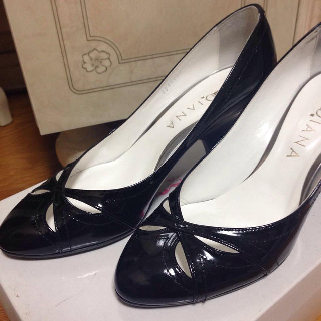 DIANA(ダイアナ)のダイアナ❤︎黒パンプス 24.5 レディースの靴/シューズ(ハイヒール/パンプス)の商品写真