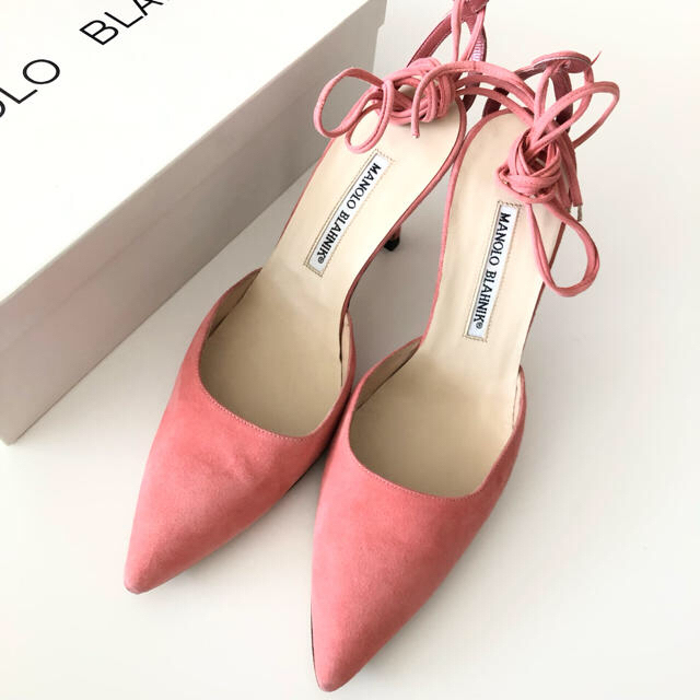 MANOLO BLAHNIK(マノロブラニク)の【売切れ】マノロブラニク レースアップパンプス  15万円程 レディースの靴/シューズ(ハイヒール/パンプス)の商品写真