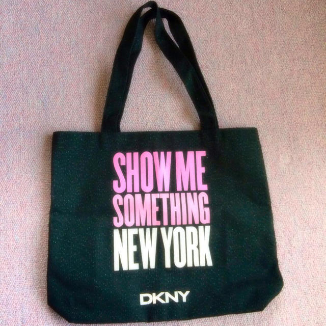 DKNY WOMEN(ダナキャランニューヨークウィメン)の送料込トートバック レディースのバッグ(トートバッグ)の商品写真