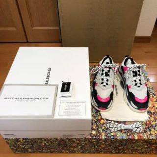 バレンシアガ(Balenciaga)のBALENCIAGA triple s ピンク 40(スニーカー)