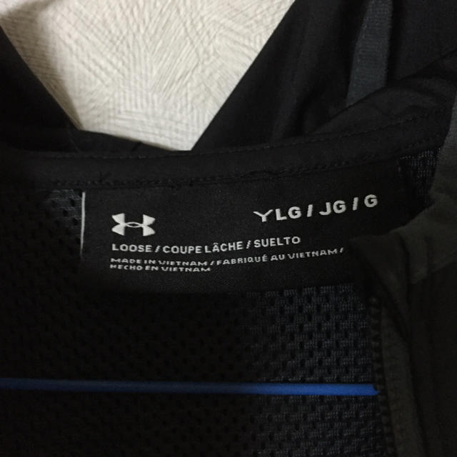 UNDER ARMOUR(アンダーアーマー)のアンダーアーマー ウインドブレーカー150 キッズ/ベビー/マタニティのキッズ服男の子用(90cm~)(ジャケット/上着)の商品写真