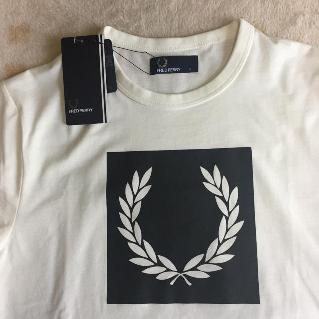 FRED PERRY(フレッドペリー)のフレッドペリー Tシャツ 新品タグ付き Sサイズ メンズのトップス(Tシャツ/カットソー(半袖/袖なし))の商品写真