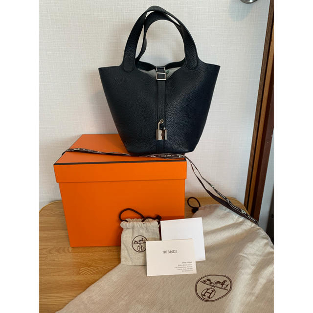 ☆美品☆HERMES ピコタンロックPM 使いやすい濃紺