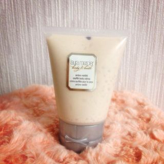 ローラメルシエ(laura mercier)のホイップトボディクリーム アンバーバニラ(その他)