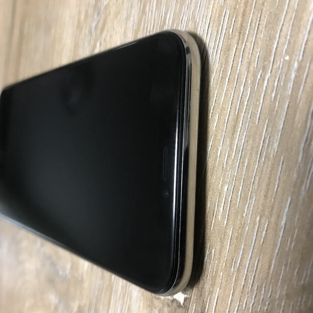 Apple(アップル)のiPhonex 本体 64GB au スマホ/家電/カメラのスマートフォン/携帯電話(スマートフォン本体)の商品写真