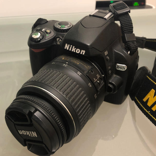 Nikon D40X