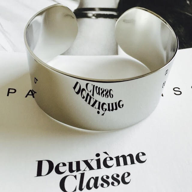 IENA(イエナ)の★新品 限定価格！ DEUXIEME CLASSE ドゥーズィエムクラスバングル レディースのアクセサリー(ブレスレット/バングル)の商品写真