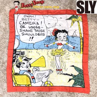 スライ(SLY)の【SLY ＆ Betty Boop】スライ ベティーブープ ストール(ストール/パシュミナ)