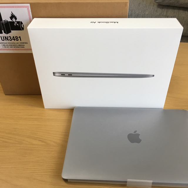 Apple - MacBook air 最新型 2018年モデル ほぼ新品
