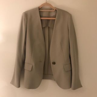 スーツカンパニー(THE SUIT COMPANY)のSUITS COMPANY ノーカラーのジャケット ベージュ(ノーカラージャケット)