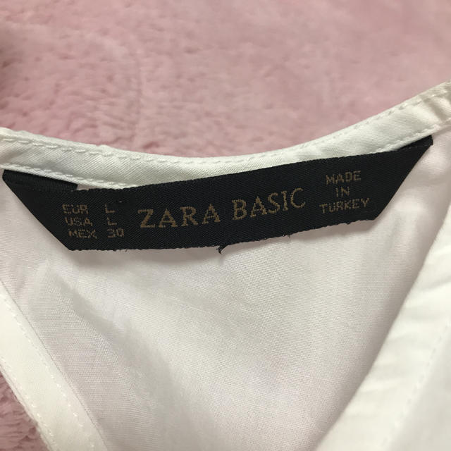 ZARA(ザラ)のZARA 肩フリル ノースリーブ ブラウス レディースのトップス(シャツ/ブラウス(半袖/袖なし))の商品写真