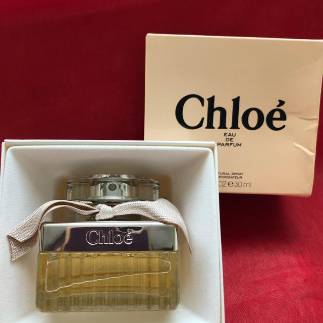 Chloe(クロエ)の【新品】Chloe EAU DE PARFUM 30 ml SPRAY コスメ/美容の香水(香水(女性用))の商品写真