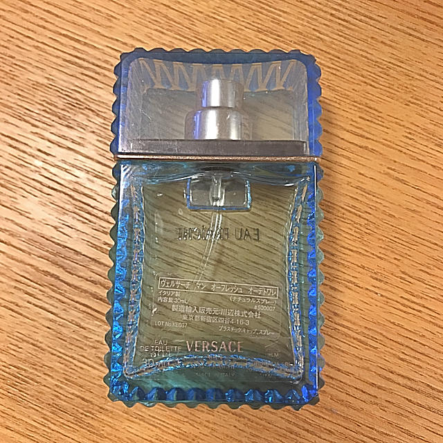 VERSACE(ヴェルサーチ)のヴェルサーチ マン オーフレッシュ 30ml コスメ/美容の香水(香水(男性用))の商品写真