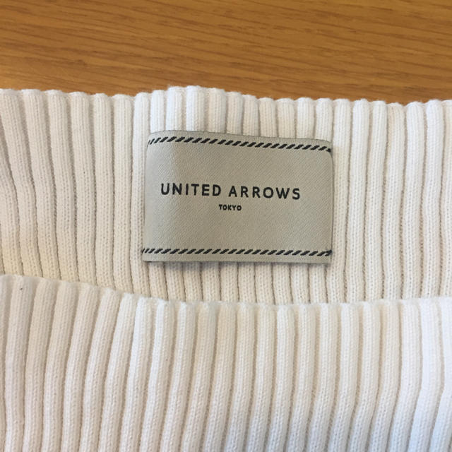 UNITED ARROWS(ユナイテッドアローズ)のUNITED ARROWS 春ニット (長袖 白) レディースのトップス(ニット/セーター)の商品写真