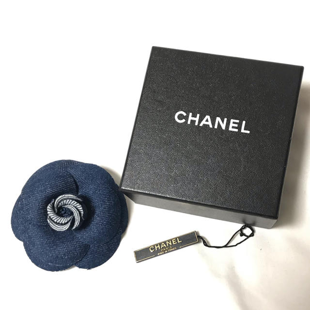 CHANEL コサージュ　レア品