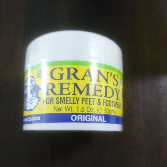 Gran's Remedy(グランズレメディ)の新品　グランズレメディ　レギュラー 50g コスメ/美容のボディケア(フットケア)の商品写真