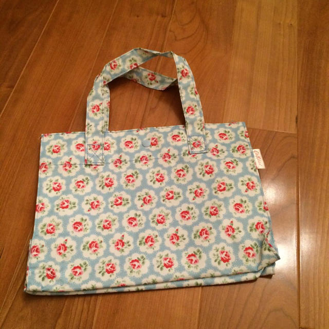 Cath Kidston(キャスキッドソン)の【新品・未使用】キャスのバッグ レディースのバッグ(ハンドバッグ)の商品写真