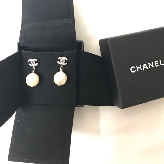 超美品★CHANEL ココマーク パール ピアス Box付 人気 シャネル