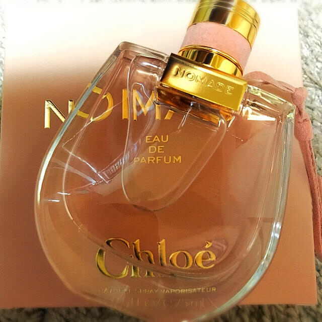 驚きの価格  Chloe 75ml オールドパルファム ノマド クロエ - 香水(女性用)