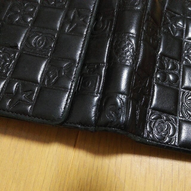 CHANEL 型押し 財布の通販 by @y@'s shop｜シャネルならラクマ - CHANEL シャネル 特価