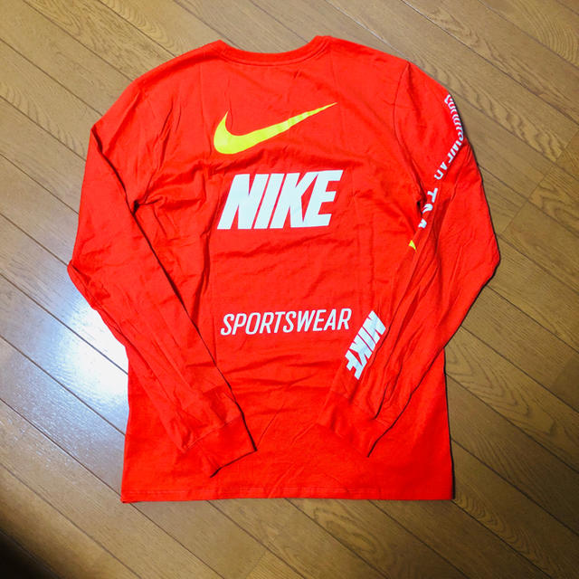 NIKE(ナイキ)のNIKE ナイキ nsw NSW ロンT 長袖  メンズのトップス(Tシャツ/カットソー(七分/長袖))の商品写真