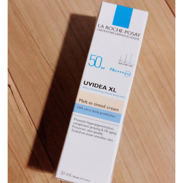 LA ROCHE-POSAY(ラロッシュポゼ)の新品❤️ ラロッシュポゼ UVイデア XLティントSPF50 日焼け止め乳液 コスメ/美容のボディケア(日焼け止め/サンオイル)の商品写真