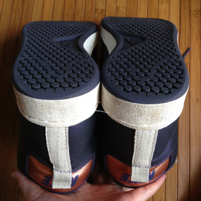 NIKE(ナイキ)の☆NIKE☆ハイカットスニーカー☆23㎝ レディースの靴/シューズ(スニーカー)の商品写真