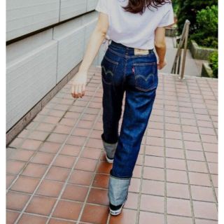 Levi's - リーバイス701 25インチの通販 by あおいまま9701's shop ...