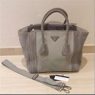 プラダ(PRADA)の★美品 PRADA ショルダーバッグ★(ショルダーバッグ)