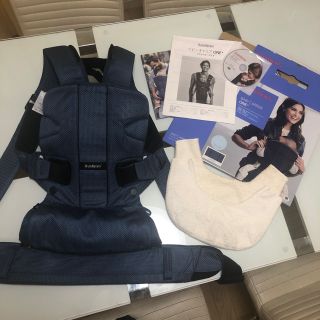 ベビービョルン(BABYBJORN)のじゅんたろ様専用☆ベビービョルン ONE+AIR  抱っこ紐(抱っこひも/おんぶひも)