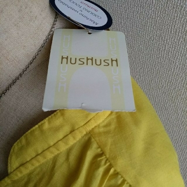 HusHush(ハッシュアッシュ)のHuhHusH ハッシュアッシュ　ブラウス レディースのトップス(シャツ/ブラウス(長袖/七分))の商品写真