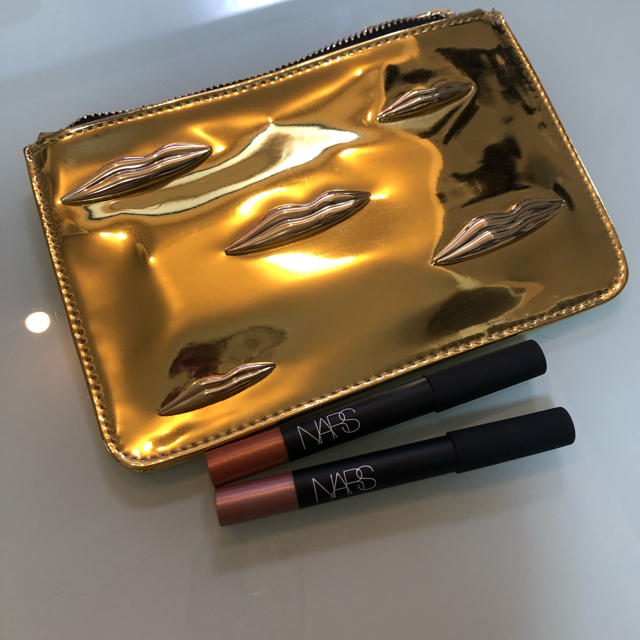 NARS(ナーズ)のNARS リップ＆ポーチ 日本未発売品 コスメ/美容のベースメイク/化粧品(口紅)の商品写真