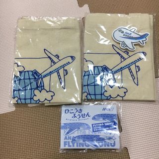 エーエヌエー(ゼンニッポンクウユ)(ANA(全日本空輸))のana エコバッグ２つ◎ひこうきふうせん◎バッジ(ノベルティグッズ)