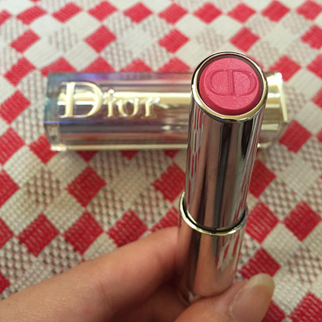 Dior(ディオール)の【最終値下げ】未使用品 リニューアル発売 ディオール アディクトリップスティック コスメ/美容のベースメイク/化粧品(口紅)の商品写真