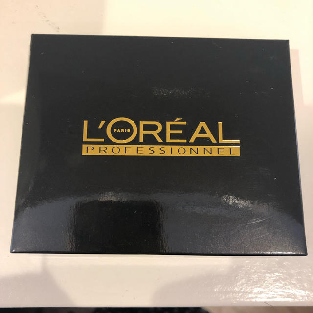 LOREAL PROFESSIONAL(ロレアルプロフェッショナル)の【新品未使用】ロレアル ミニ手鏡 レディースのファッション小物(ミラー)の商品写真