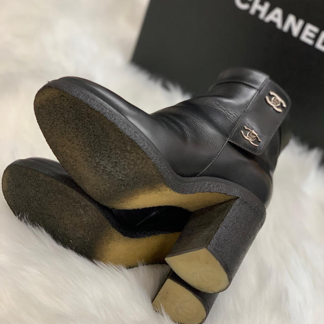 CHANEL - 421 CHANEL ターンロック ブーツの通販 by ann's shop｜シャネルならラクマ