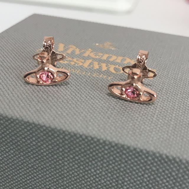 Vivienne Westwood(ヴィヴィアンウエストウッド)の【Vivienne Westwood】ピアス【新品】 レディースのアクセサリー(ピアス)の商品写真