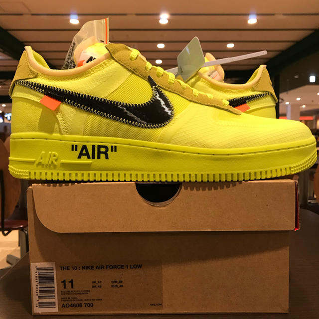 NIKE - 29 THE 10 AIR FORCE 1 VOLT OFF-WHITE TEN