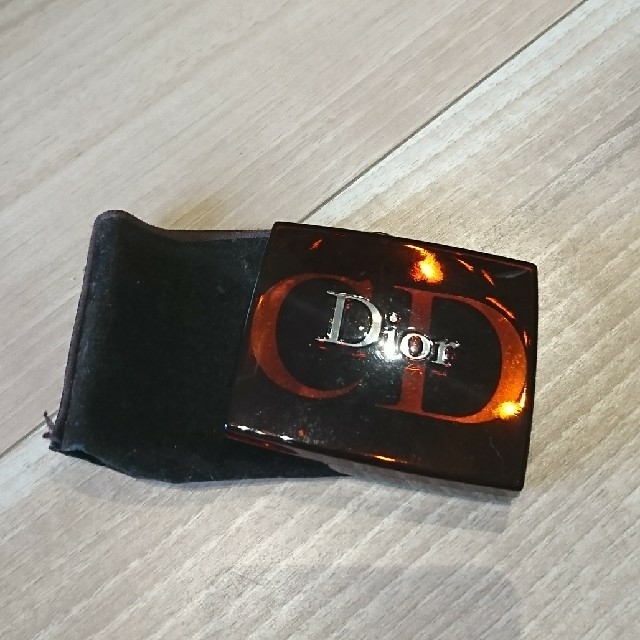 Christian Dior(クリスチャンディオール)のクリスチャン・ディオールチーク コスメ/美容のベースメイク/化粧品(チーク)の商品写真