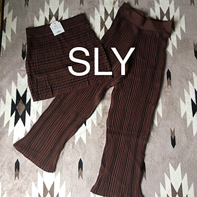 SLY(スライ)の【新品】SLY スカート＆パンツセット♡ レディースのレディース その他(セット/コーデ)の商品写真